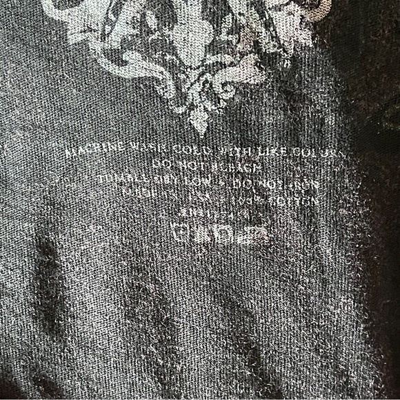 Archaic Gothic Skull V-Neck Graphic Tee Y2K Streetwear Women’s Tshirt Large - Picture 8 of 9